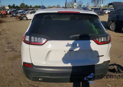 2019 Jeep Cherokee Latitude Plus z USA, uszkodzony, nr VIN 1C4PJLLB4KD242117